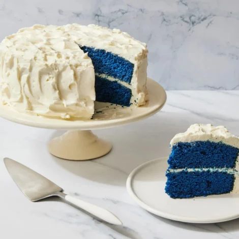 Blue-Velvet-Cake
